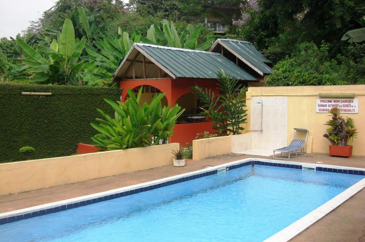 Residence Bertille Abidjan Cocody Exterior foto